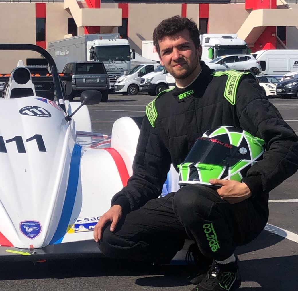 Paul Fillot, team manager et gérant l'écurie française