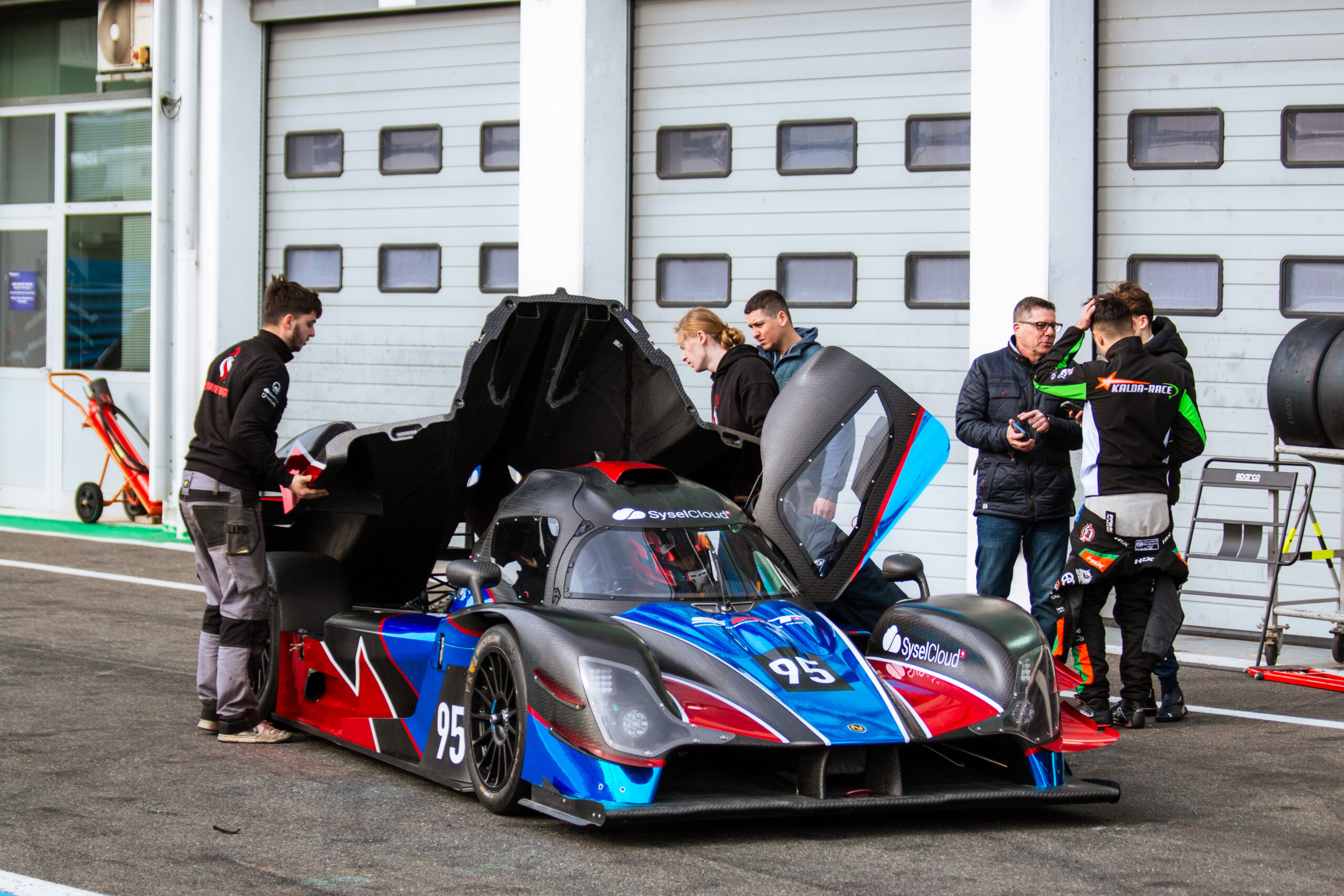 Nova NP05, circuit Magny-Cours,