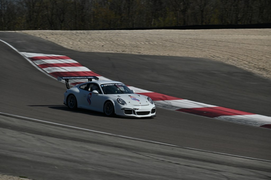 Roulage sur le circuit de Dijon-Prenois en Porsche 991&nbsp;Cup